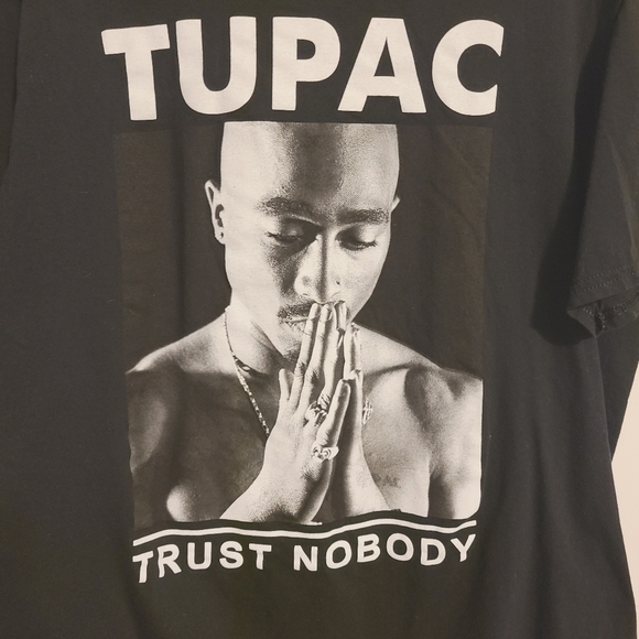 2PAC | Unisex Black 2Pac "Trust Nobody" Short Sleeve Graphic Tee (Size Large) - Picture 5 of 9